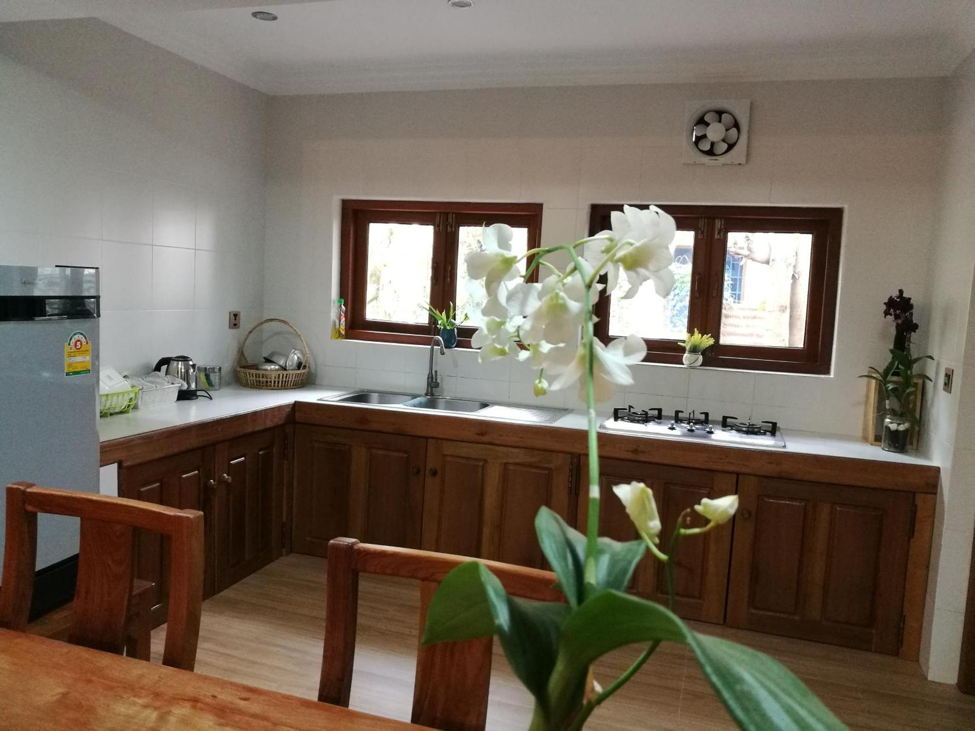 Angkor Dino B&B Сіємреап Екстер'єр фото